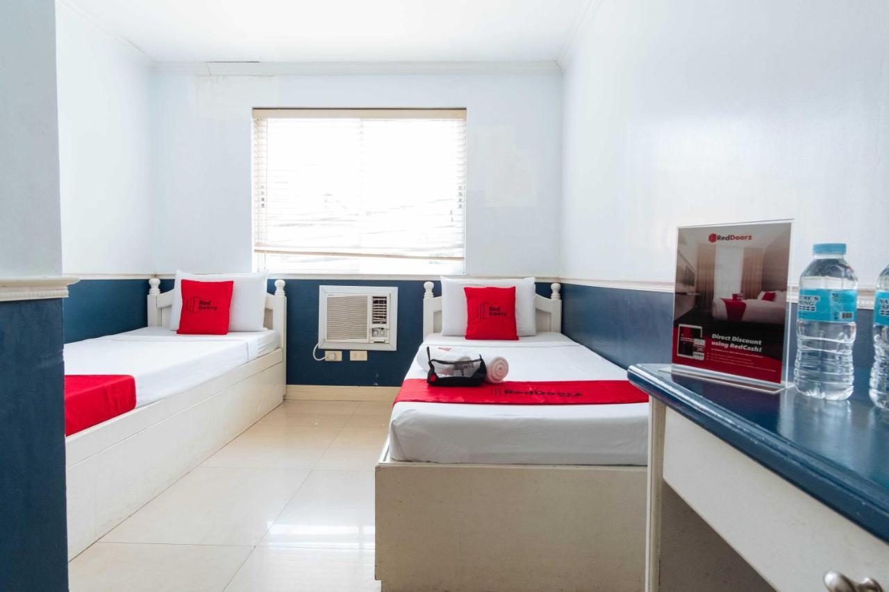 Reddoorz @ Bonifacio St Cebu Hotel Bagian luar foto