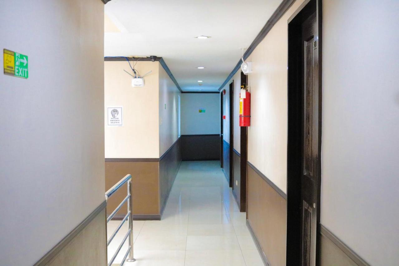 Reddoorz @ Bonifacio St Cebu Hotel Bagian luar foto